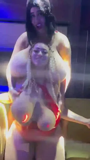 Roxi Red OnlyFans Leaked Free Thumbnail Picture - #52tAAU0yBN