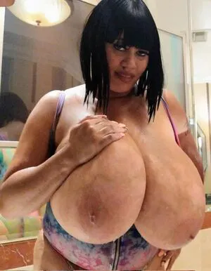Roxi Red OnlyFans Leaked Free Thumbnail Picture - #EEURCareCR
