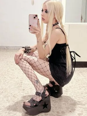 Roxiechelon2 OnlyFans Leaked Free Thumbnail Picture - #3CuoIBHplY