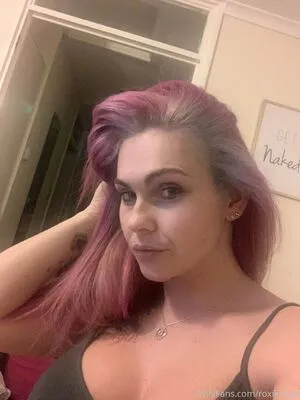 Roxikeogh OnlyFans Leaked Free Thumbnail Picture - #VXe7LrvEN2