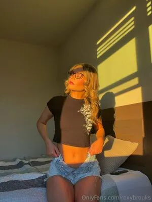 Roxy Brooks OnlyFans Leaked Free Thumbnail Picture - #os1pa04Jkg