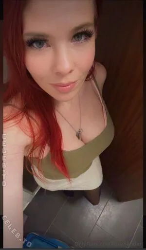 Roxy Sander Thumbnail Picture