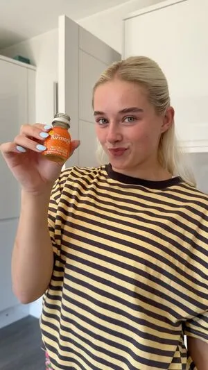 Ruby Evans OnlyFans Leaked Free Thumbnail Picture - #tMWVpUu8I3