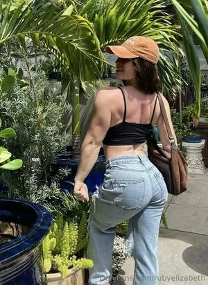 Rubyelizabeth Thumbnail Picture