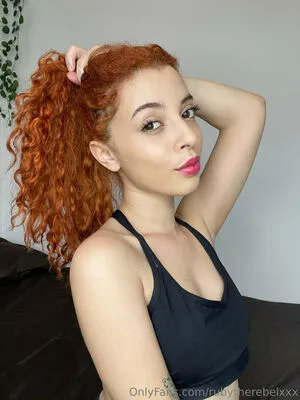 Rubytherebelxxx Thumbnail Picture