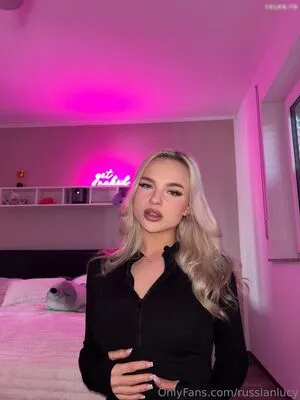 Russianlucy Thumbnail Picture