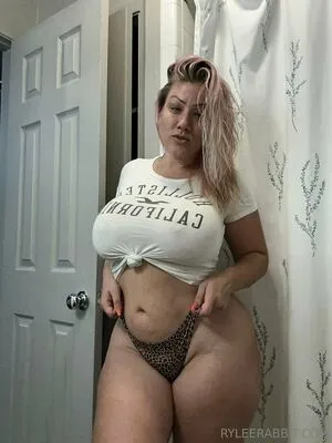 Ryleerabbit OnlyFans Leaked Free Thumbnail Picture - #8RJwLepF61