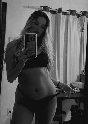 Saavedragi OnlyFans Leaked Free Thumbnail Picture - #yfh3dgOBLL