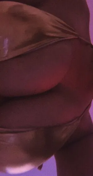 Sabrina Santana Thumbnail Picture