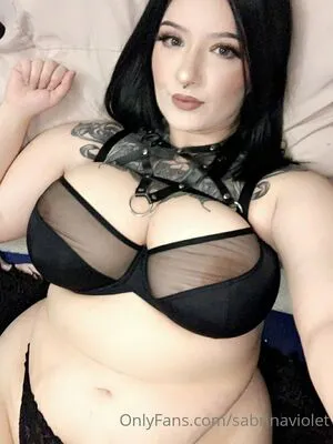 Sabrinaviolet Thumbnail Picture