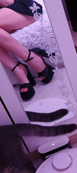 Sadbabyvikki Thumbnail Picture