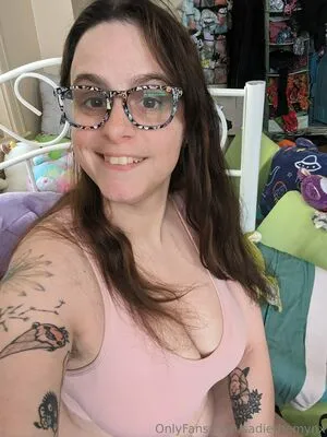 Sadiethemynx Thumbnail Picture