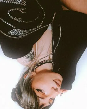 Sailorbeeee OnlyFans Leaked Free Thumbnail Picture - #PbxHzeiEAr