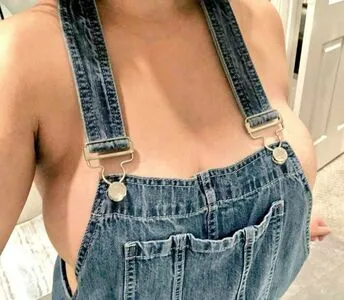 Salacious Peachy OnlyFans Leaked Free Thumbnail Picture - #ksaV795MBV