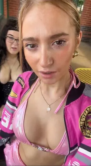 Samantha 345 X Thumbnail Picture