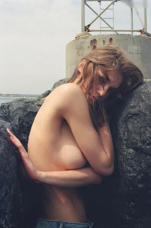 Samantha Gradoville Thumbnail Picture