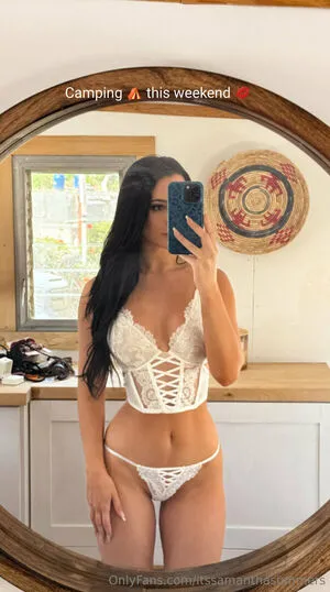 Samantha Summers Thumbnail Picture