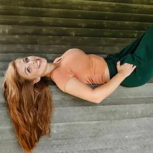 Samantha Thumbnail Picture