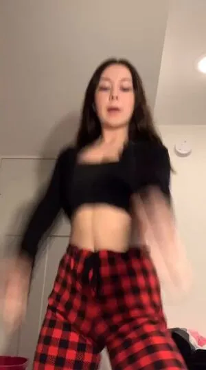 Samantha2476 Thumbnail Picture