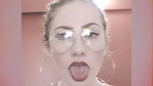Sammi Quinn Profile Thumbnail