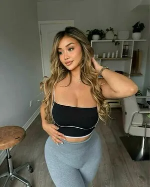 Sandraxo Thumbnail Picture