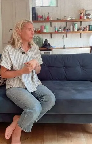 Sara Pascoe OnlyFans Leaked Free Thumbnail Picture - #vJs6fFww6M