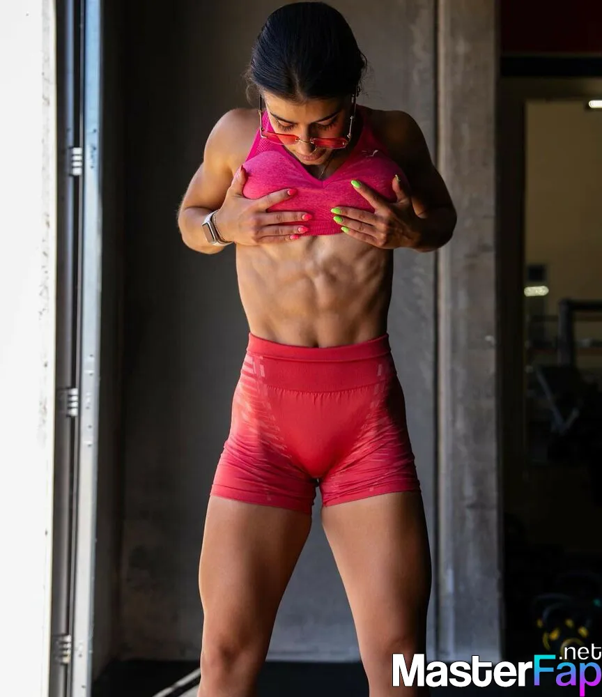 Sara Saffari Nude OnlyFans Leak Picture QRrWTUnRJq | MasterFap.net