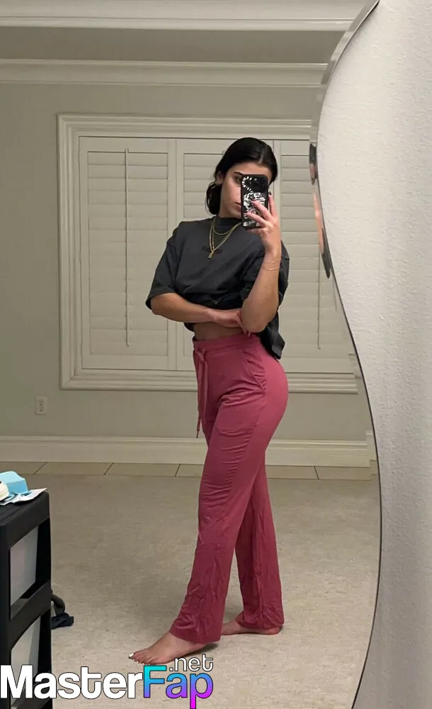 Sara Saffari Nude OnlyFans Leak Picture lSeNFZ6sGj MasterFap