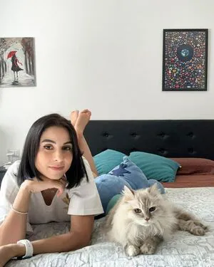 Sara Stefanizzi Thumbnail Picture