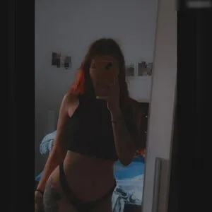 Saraaah Thumbnail Picture