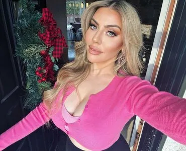 Sarah Davis Model OnlyFans Leaked Free Thumbnail Picture - #h9chuSOF97