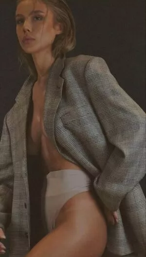 Sarahardel Thumbnail Picture