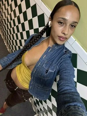 Sarina OnlyFans Leaked Free Thumbnail Picture - #dBKC8fTFHb