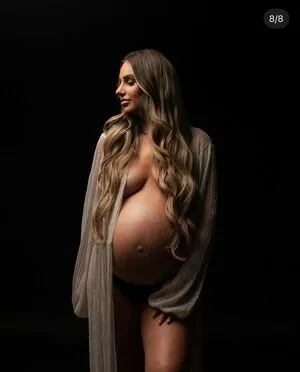 Sarrahdejong Thumbnail Picture