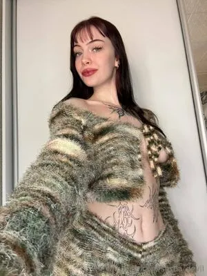 Sasha Devil Thumbnail Picture
