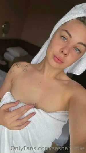 Sashahottie Thumbnail Picture