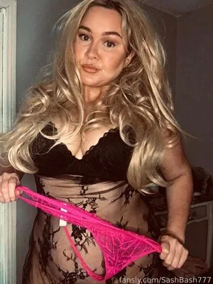 Sashbash777 OnlyFans Leaked Free Thumbnail Picture - #5E719E7DaT