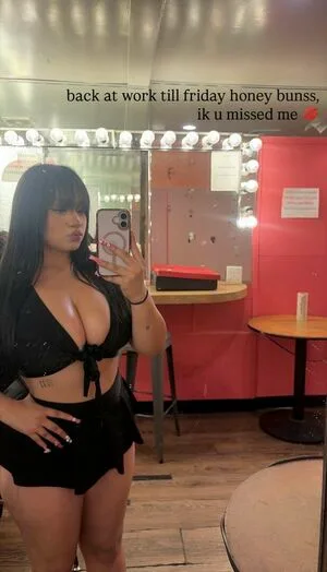 Saucyysuzzy OnlyFans Leaked Free Thumbnail Picture - #SY4OtmNluf