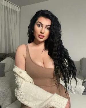 Savala Tee OnlyFans Leaked Free Thumbnail Picture - #muEVfMT2Iv