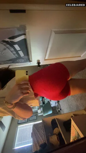 Savannah Colver Thumbnail Picture