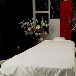Savannah Sixx Profile Thumbnail