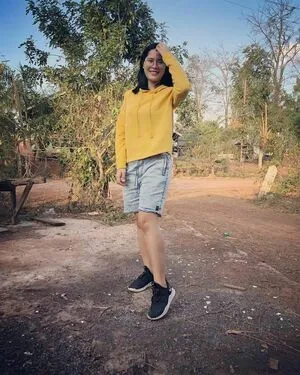 Saw Saowapak Thumbnail Picture