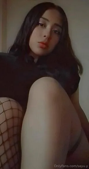 Sayu Y Thumbnail Picture