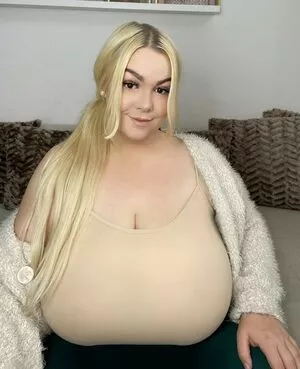 Schnataa OnlyFans Leaked Free Thumbnail Picture - #NiwYQUGT24