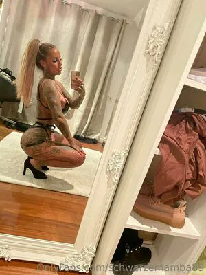 Schwarzemamba89 OnlyFans Leaked Free Thumbnail Picture - #SCKU6nEYHq
