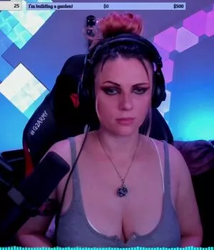 scxrlet64 OnlyFans Leaked Free Thumbnail Picture - #4Ax2Zs2yYJ