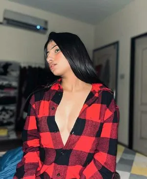 Sejal Dumbwani Thumbnail Picture