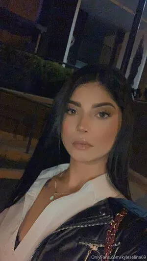 Selenakyle69 OnlyFans Leaked Free Thumbnail Picture - #C2FN33rG5q