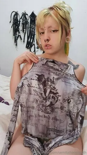 Semitattooedgoth Thumbnail Picture