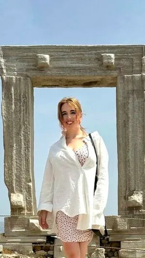 Serena Skybourne OnlyFans Leaked Free Thumbnail Picture - #izyNoaugo6